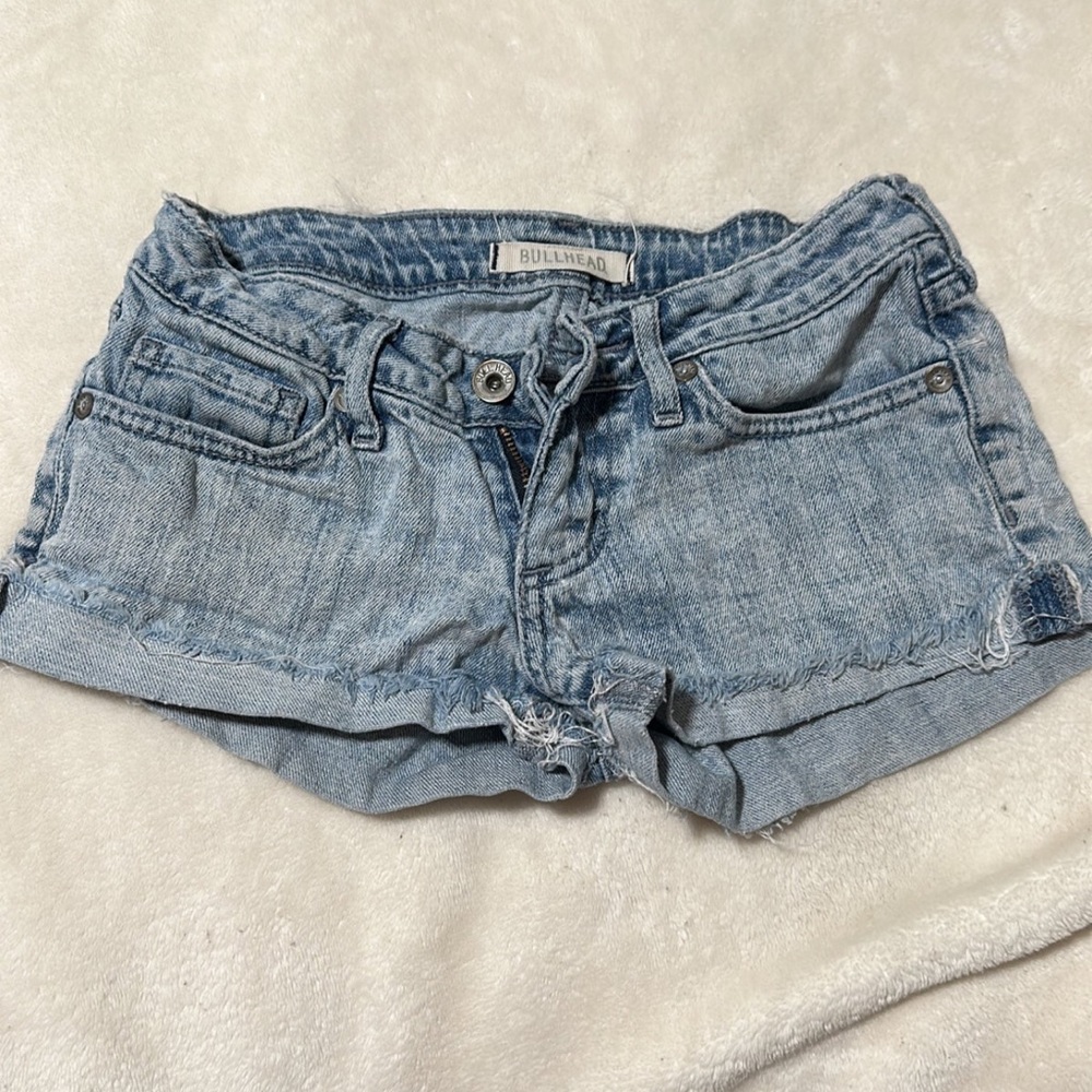 Bullhead brand shorts